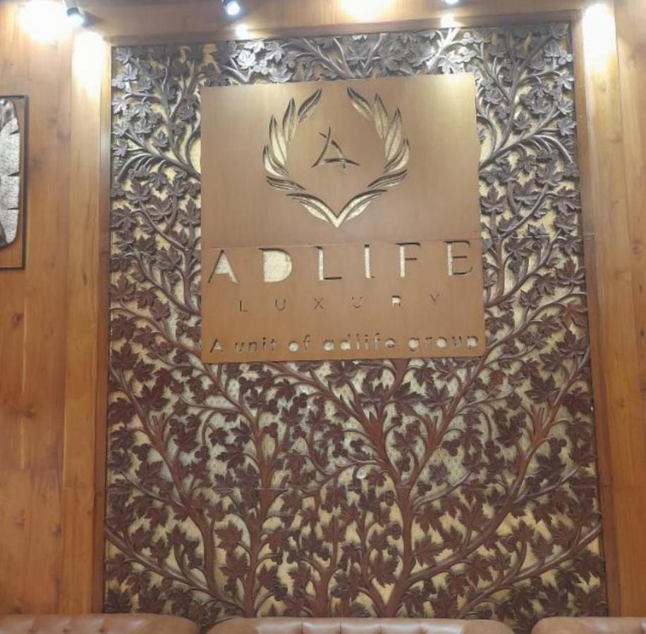 Hotel Adlife Luxury Srinagar  Bagian luar foto